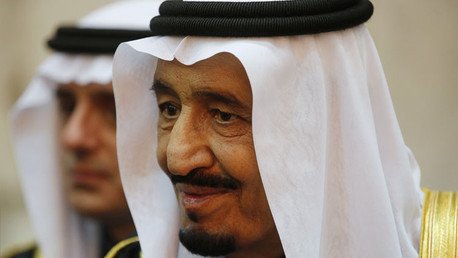 Las reservas monetarias de Arabia Saudita 'se evaporan' a un ritmo récord