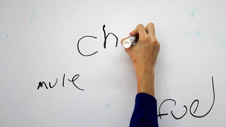 Grafólogo: "No escribir nunca a mano tiene graves consecuencias"