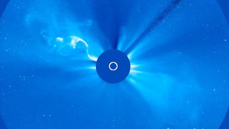 Impresionante video: Erupción gigante de plasma en el Sol