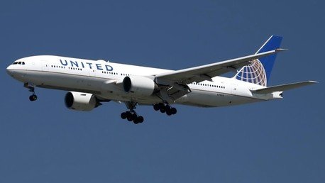 EE.UU.: Piloto aterriza de emergencia y expulsa del avión a niña autista porque "se sentía incómodo"