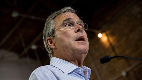 Estudiante a Jeb Bush: "Su hermano creó el Estado Islámico" (Video)