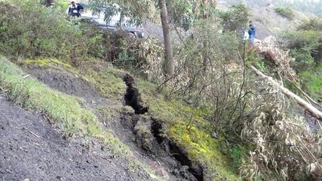 Perú declara el estado de emergencia en un distrito que está siendo tragado por la tierra