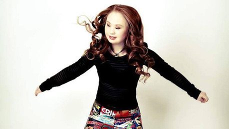 Desafiando el mito de la belleza: Una joven con síndrome de Down inspira en las redes