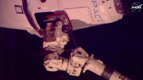 La SpaceX Dragon es lanzada desde la Estación Espacial Internacional