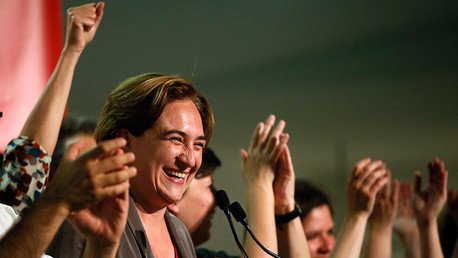 Las fotos de la futura alcaldesa de Barcelona Ada Colau que causan revuelo en la Red