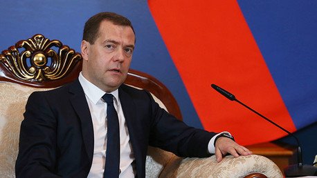 Medvédev propone crear la moneda única de la Unión Euroasiática