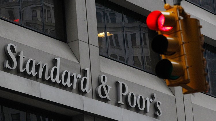 Standard & Poor´s rebaja la calificación de Grecia a CCC-