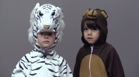 La campaña que abre los ojos al 'bestial' maltrato que sufren los animales de la televisión