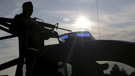 Fotos, Video: Maestros mexicanos bloquean el aeropuerto del estado de Oaxaca