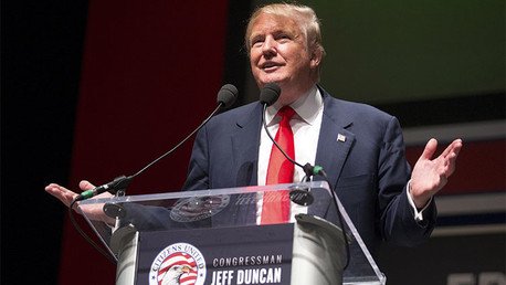 Trump no entiende que "los payasos" de Washington no valoren su plan contra el EI