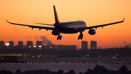 Crean alas de avión capaces de 'regenerarse' por sí solas si sufren daños en pleno vuelo