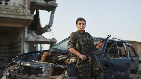 Imágenes extraordinarias: retratos de voluntarios kurdos que luchan contra el Estado Islámico