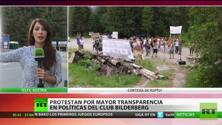Protestan pidiendo transparencia en la política del grupo Bilderberg