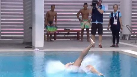 Vergüenza ajena: Los filipinos 0,0 conquistan la Red con sus lamentables saltos