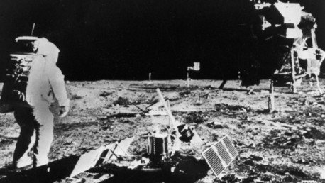 Rusia sobre el viaje de EE.UU. a la Luna: "La broma desmentida hace dudar más"