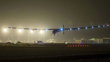 El mal tiempo obliga al Solar Impulse II a aplazar la reanudación de su vuelta al mundo
