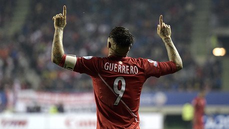 Perú se medirá con Chile en semifinales tras vencer a Bolivia 1-3