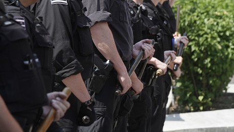 Arrestan en EE.UU. a un 'policía del año' por violar a dos mujeres 