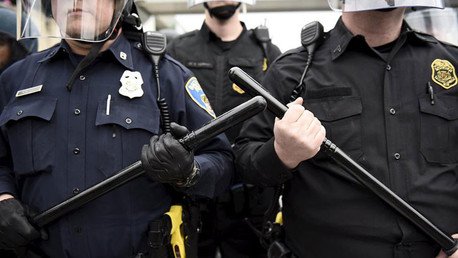 EE.UU.: Policías matan a un afroamericano desarmado durante una pelea cotidiana con su pareja