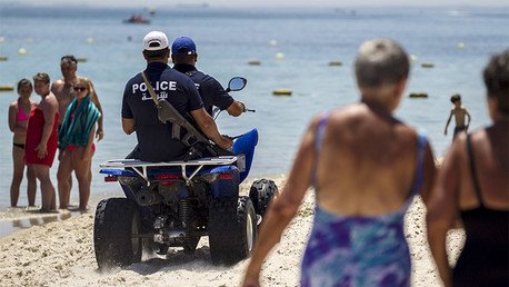 Nuevo video: Graban a pocos metros de distancia cómo el terrorista en Túnez elegía a sus víctimas