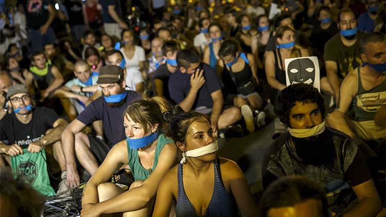 Primer sancionado por la 'Ley Mordaza': "Quieren tapar la voz del ciudadano crítico"