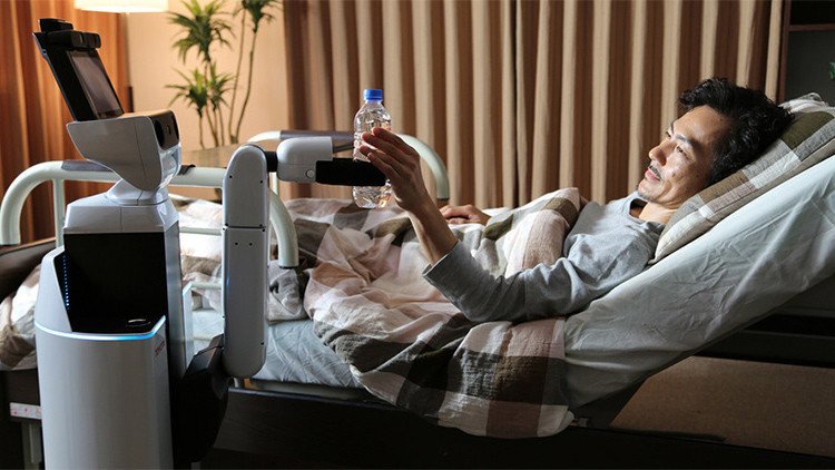 La reencarnación de 'Arturito' R2-D2: crean un innovador robot que ayuda a enfermos y ancianos