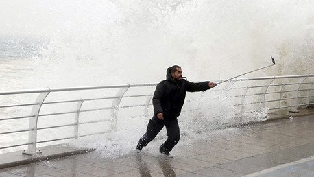 La Policía rusa lanza una campaña contra los 'selfies mortales'