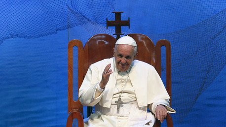 El papa se disculpa por "los crímenes" de la Iglesia contra los indígenas de América