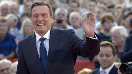 'Bild': "EE.UU. intentó espiar a Putin mediante Gerhard Schroeder"