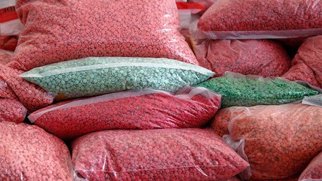 Video: El cártel de Sinaloa deja por primera vez que periodistas filmen sus laboratorios