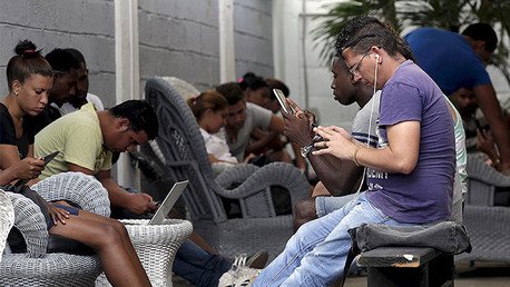 Elaboran un mapamundi hexagonal de usuarios de Internet