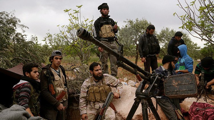 "El EI es una excusa de EE.UU. para estar en la región y justificar su terror contra los sirios"