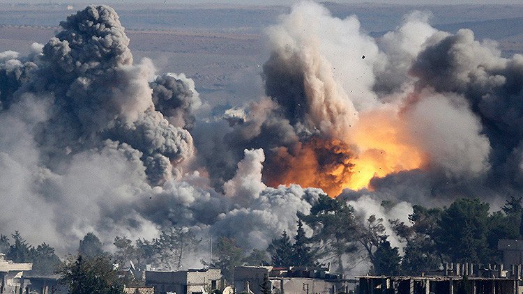 "La campaña militar de Estados Unidos contra el Estado Islámico es ilegal"