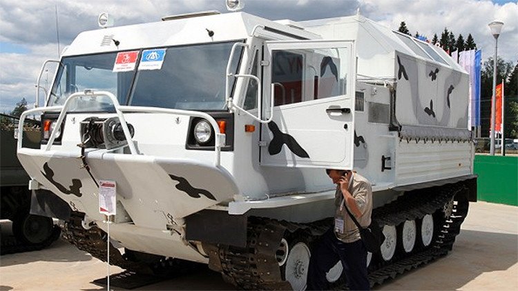 Fotos, video: La brigada ártica rusa se arma con nuevos poderosos vehículos militares