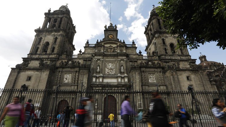 Cómo retar a Carlos Slim para que ayude a México a controlar la inflación