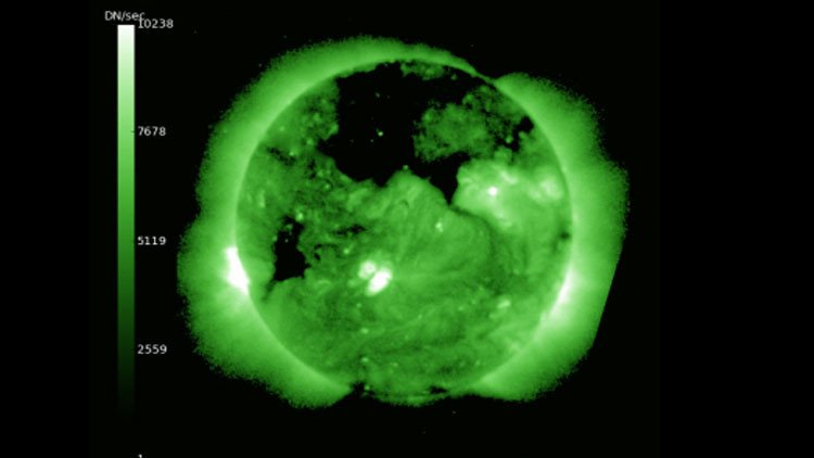 ¿Qué pasaría si una gran tormenta solar alcanzase la Tierra?