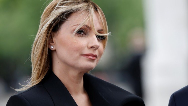 La primera dama mexicana compró la 'Casa Blanca' con la liquidación de Televisa