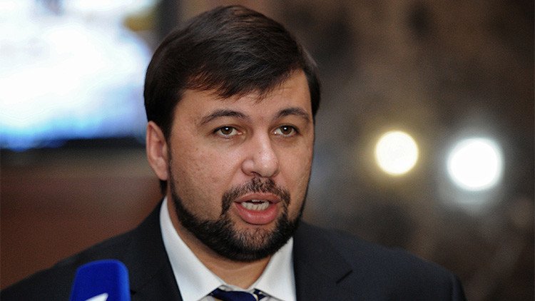 "Las enmiendas a la Constitución de Ucrania tienen poco que ver con los acuerdos de Minsk"