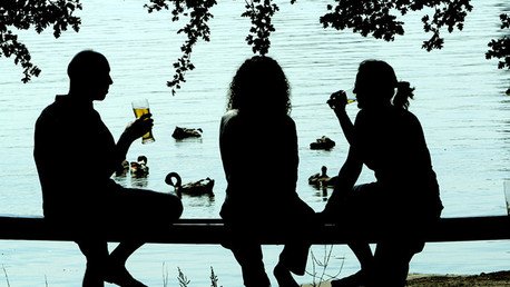 Cuatro hábitos aparentemente inofensivos que nos vuelven tontos a diario