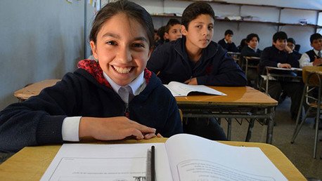 ¿Cuáles son mejores alumnos en matemáticas y escritura de América Latina?
