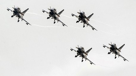 China estudia proporcionar a Irán un importante número de cazas Chengdu J-10