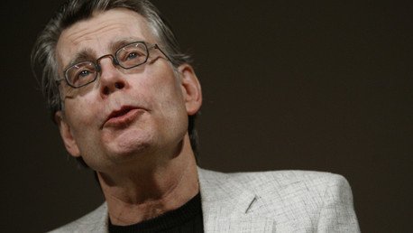 Stephen King propone un eslogan racista para la campaña de Trump