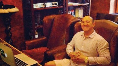 Receta del éxito: dejó su trabajo, se mudó a un paraíso y ahora gana 10.000 dólares al mes