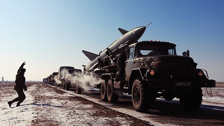 Dolor de cabeza para EE.UU.: Arabia Saudita quiere comprar misiles rusos