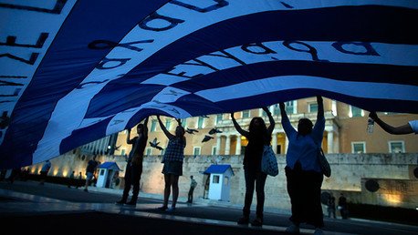 Masiva protesta en Atenas contra las medidas de austeridad de la Troika