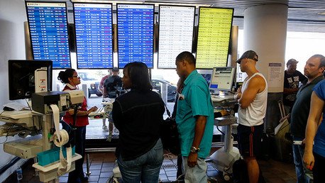 Fallo informático retrasa decenas de vuelos en la costa este de EE.UU.