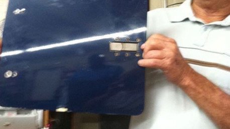 ¡Llueven aviones! Un componente de un Airbus cae sobre un campo de golf en EE.UU. (Foto)