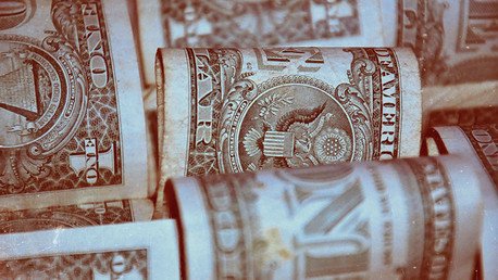 Emprendedor español hace una fortuna 3,2 millones de dólares antes de los 19 años y luego la pierde