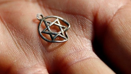 Sola en Berlín: cómo una joven judía burló a los nazis