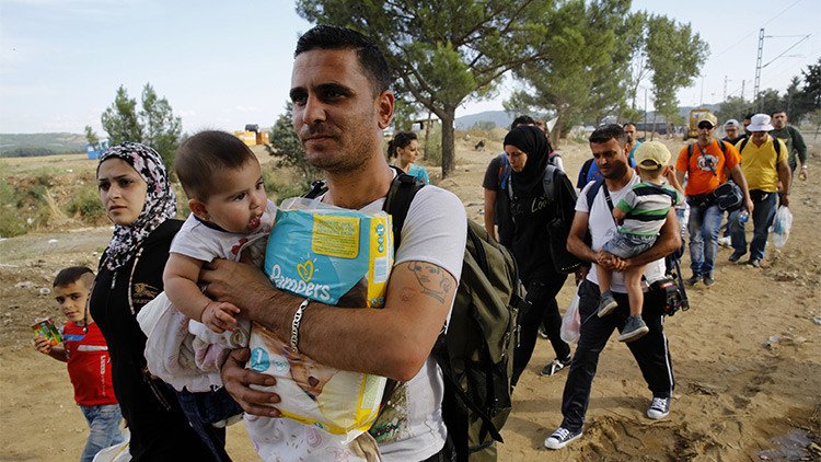 Precandidato republicano Graham: EE.UU. debe aceptar su "justa parte" de refugiados sirios